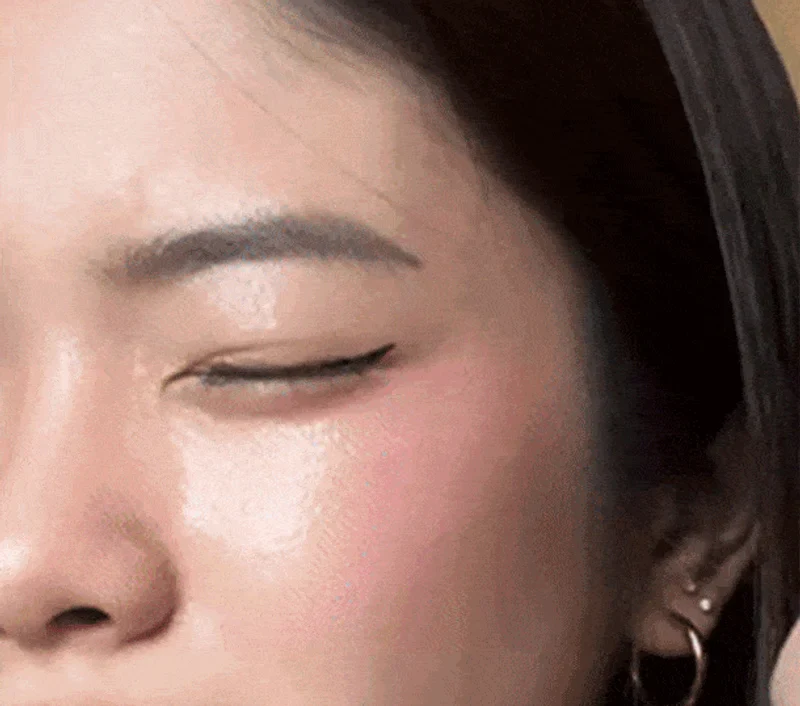 Rotating Dual-Wing Eyeliner - Effortless Wings, Every Time! - Image 7